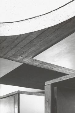 RIVA: FORAYS BEYOND THE MODERN: THE ARCHITECTURE OF UMBERTO RIVA. 