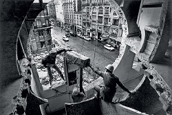 Gordon Matta-Clark.  Anarchitecte