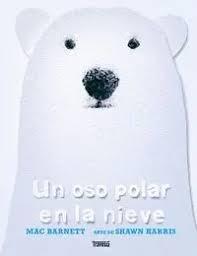 OSO POLAR EN LA NIEVE, UN